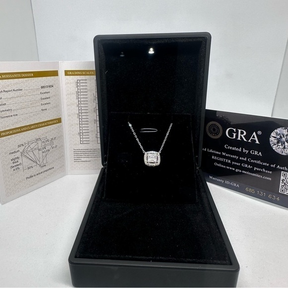 Moissanite Diamond Necklace 1 Carat Princess Cut Halo Floatings Necklace 925 18K - Picture 2 of 12